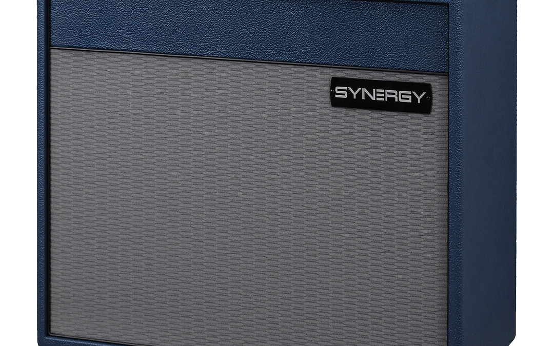 SYNERGY SYN-20IR 1×12” Combo Amp – Custom Shop Navy Blue